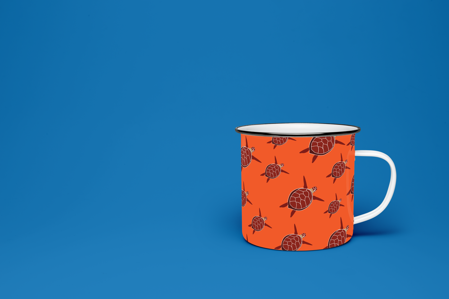 Taza de Peltre Artesanal Colección "Tortugas Carey"