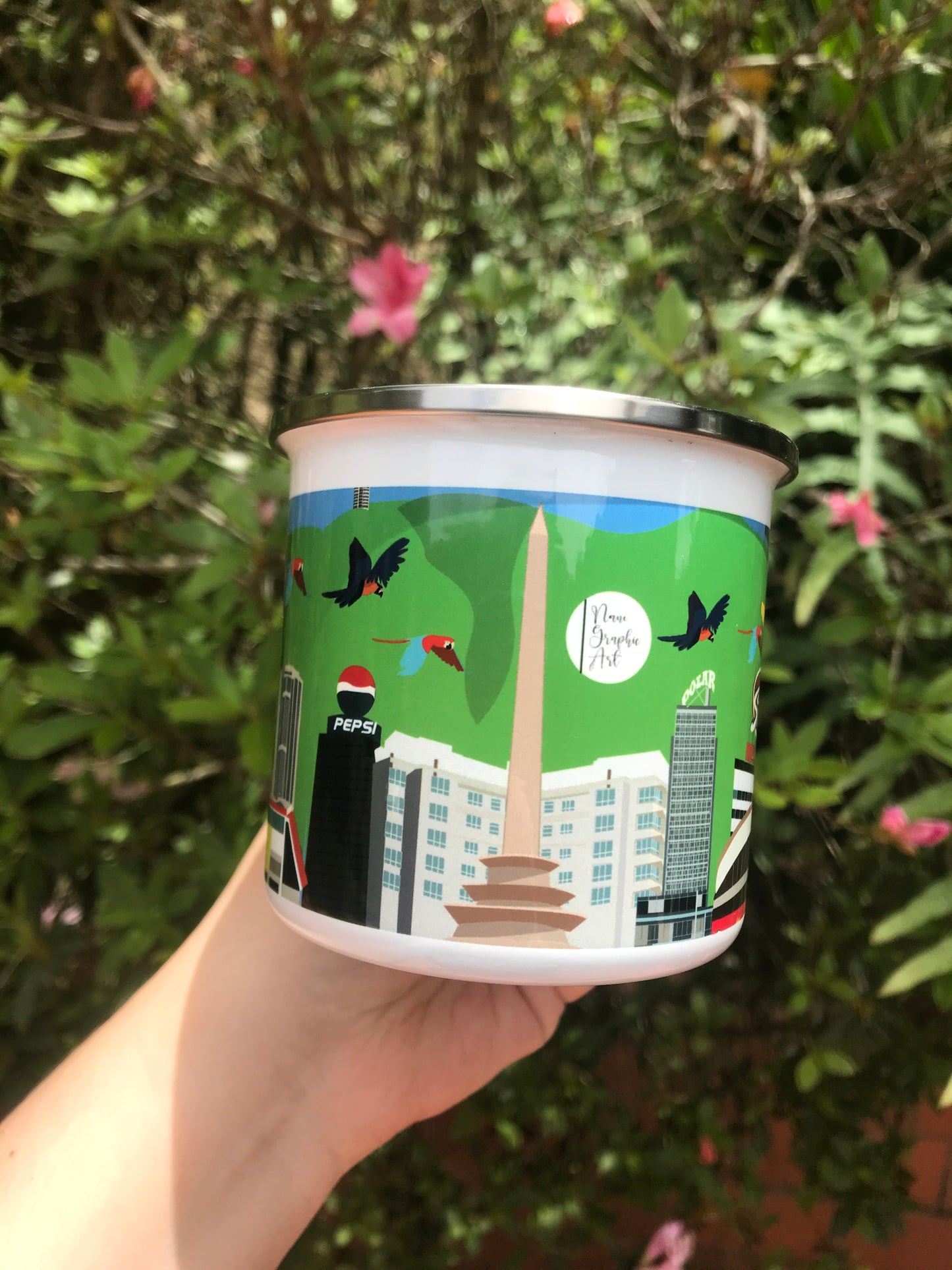 Taza de Peltre Tríptico Caracas | Arte Urbano Venezolano | NaniGraphicart