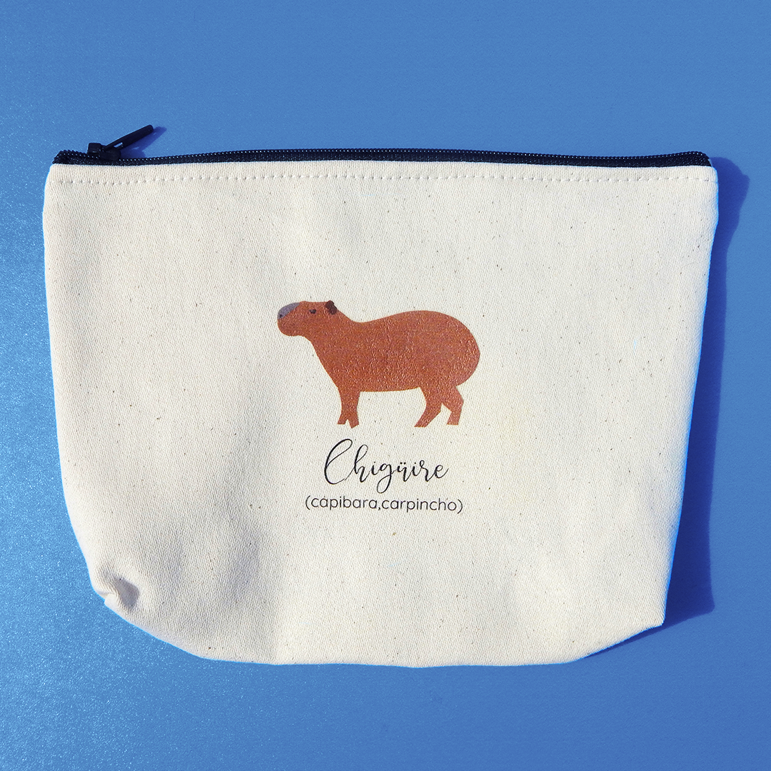 Estuche Chigüire: Icono de la Fauna Venezolana - Hecho a Mano