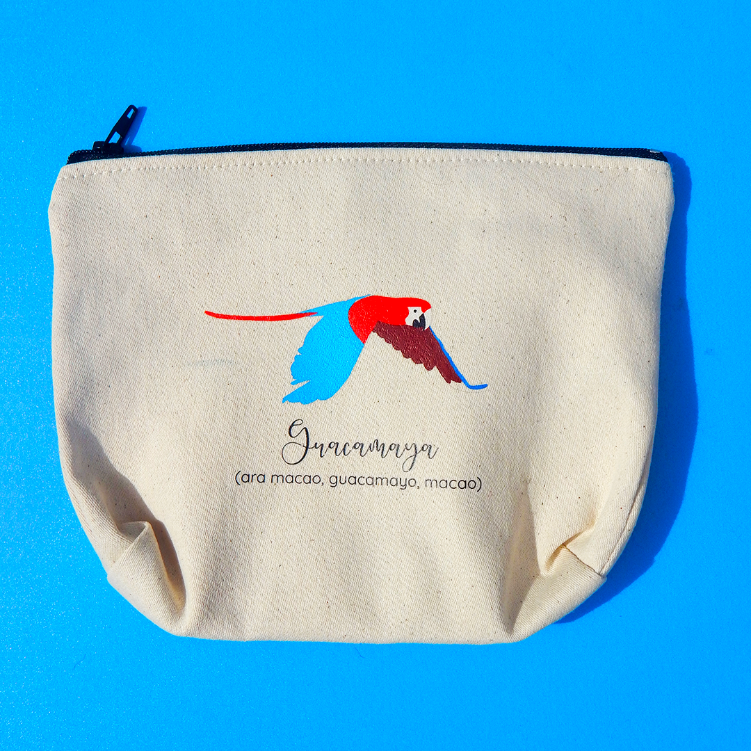 Estuche con Diseño de Guacamaya: Organizador Multiusos Tropical