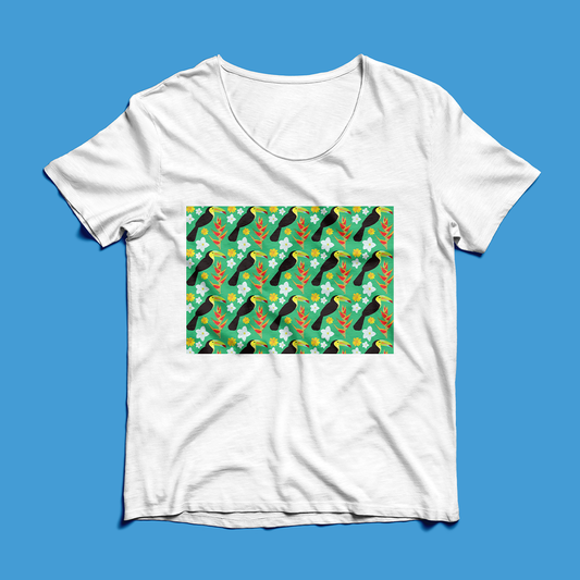 Franela Tucanes y Flores Tropicales Verde Selva | NaniGraphicart