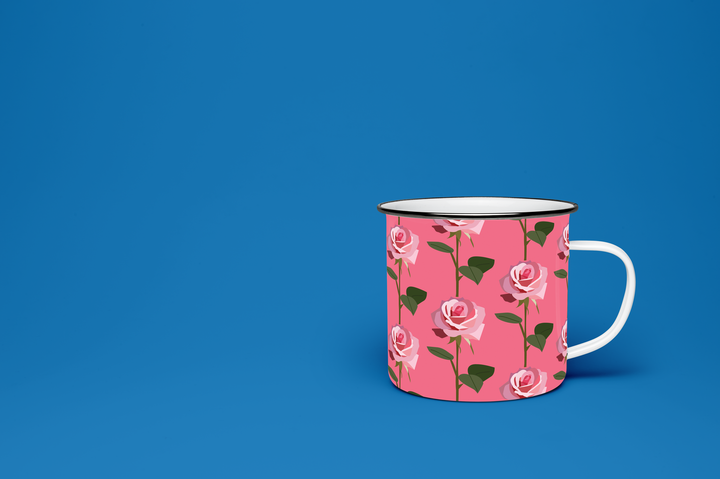 Mug de Peltre Rosas: Tradición Venezolana y Diseño de Autor